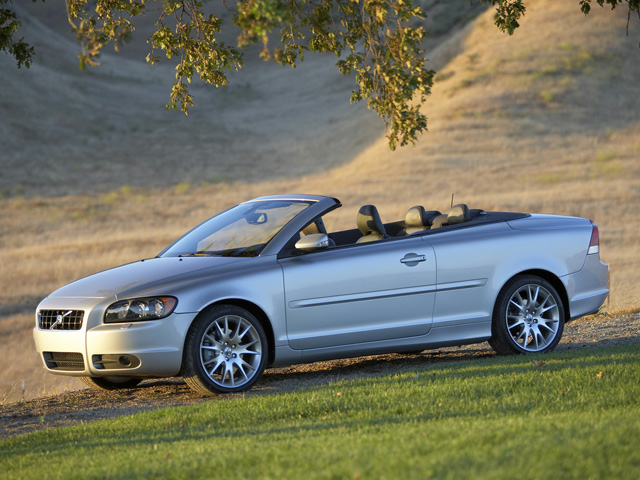 download 06 Volvo C70 able workshop manual