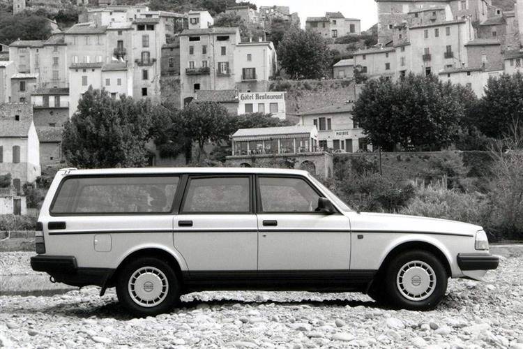 download 91 Volvo 240 able workshop manual