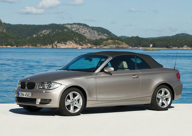 download BMW 1 Series E88 Convertable able workshop manual