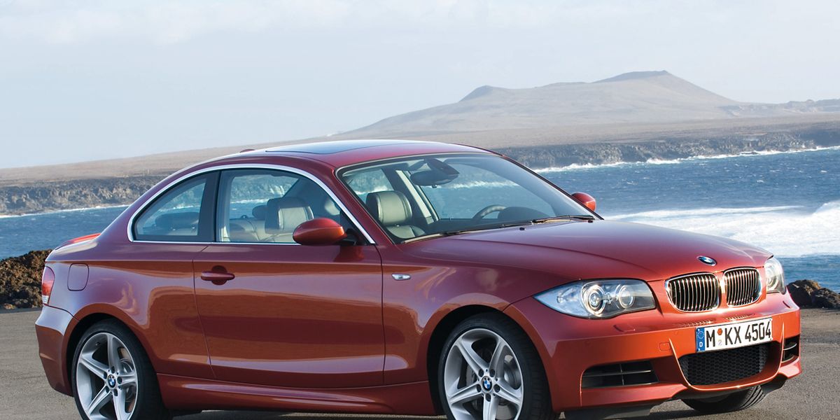 download BMW 135i Coupe with iDrive able workshop manual