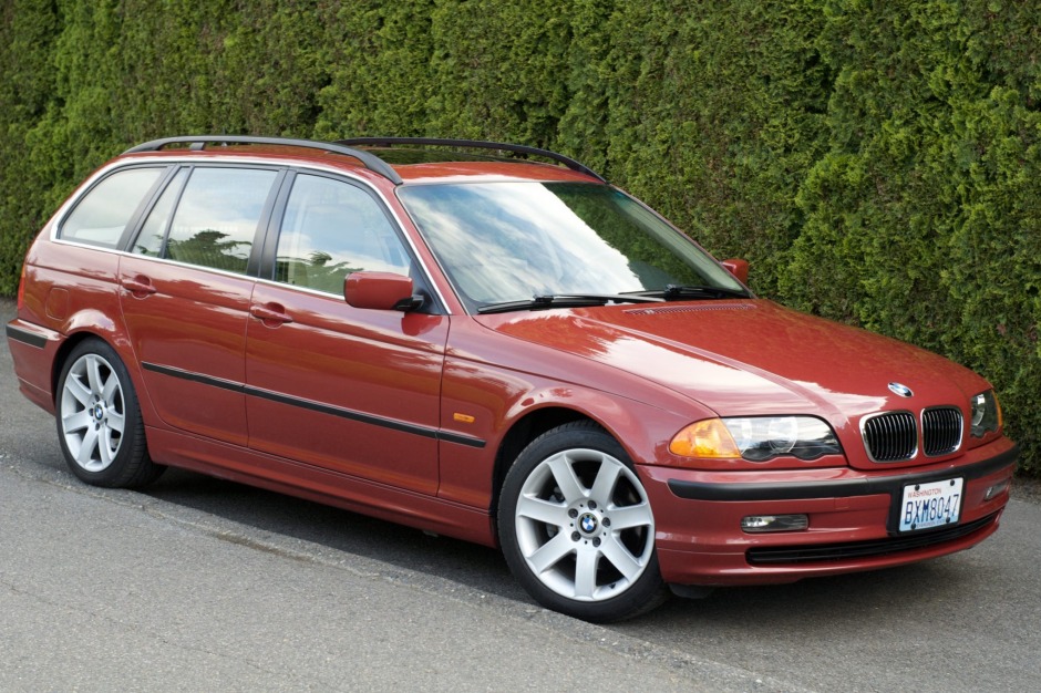 download BMW 325iT Wagon able workshop manual