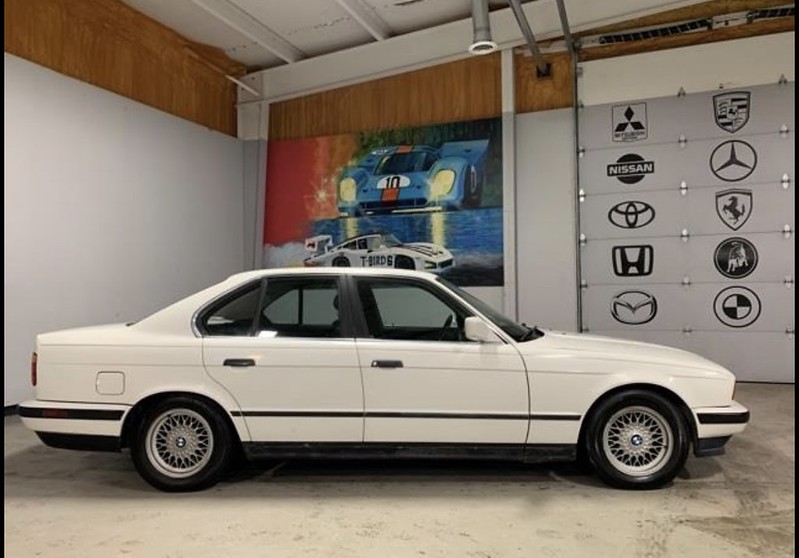 download BMW 535I E34 able workshop manual