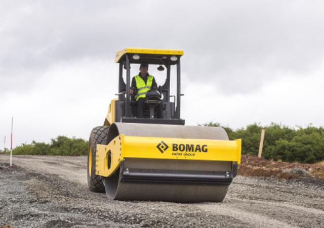 download BOMAG Single drum wheel drive vibratory roller BW 211 D 3 able workshop manual