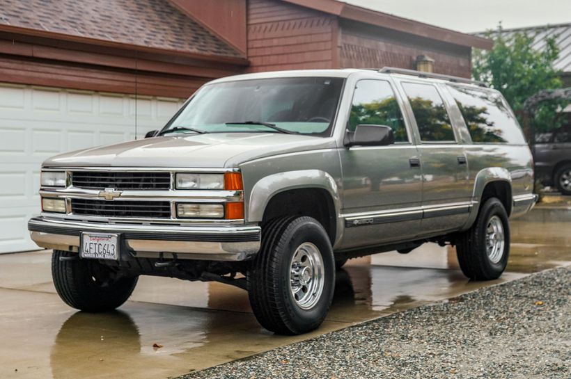 download Chevrolet C2500 Suburban able workshop manual