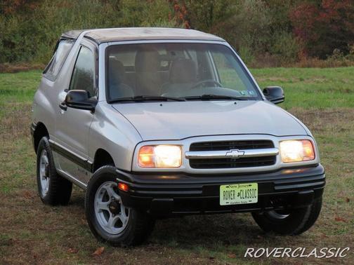 download Chevrolet Tracker able workshop manual