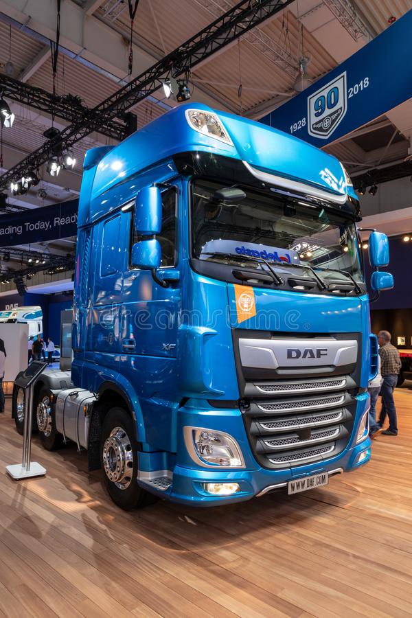 download DAF Truck XF105 CHARGING SystemIN able workshop manual