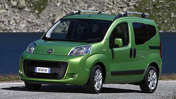 download FIAT QUBO able workshop manual