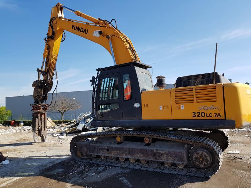 download HYUNDAI R320LC 7A Crawler Excavator able workshop manual