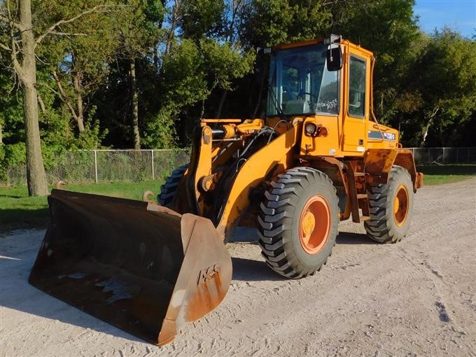 download Hyundai HL720 3 Wheel Loader able workshop manual