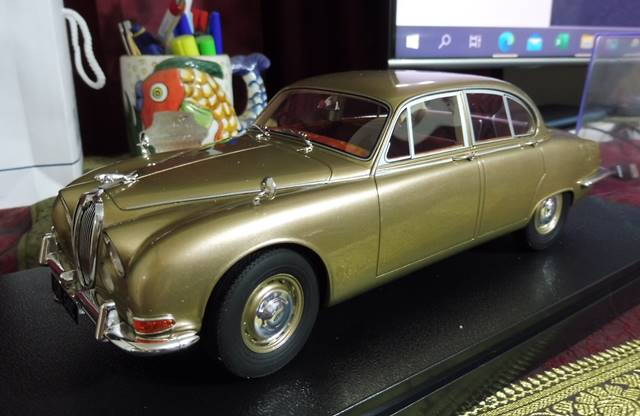 download Jaguar MK10 S TYPE able workshop manual