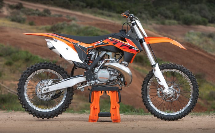 download KTM SPORTMOTORCYCLES 125 200 SX MXC EXC Engine  able workshop manual