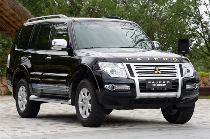 download Mitsubishi Montero Pajero able workshop manual