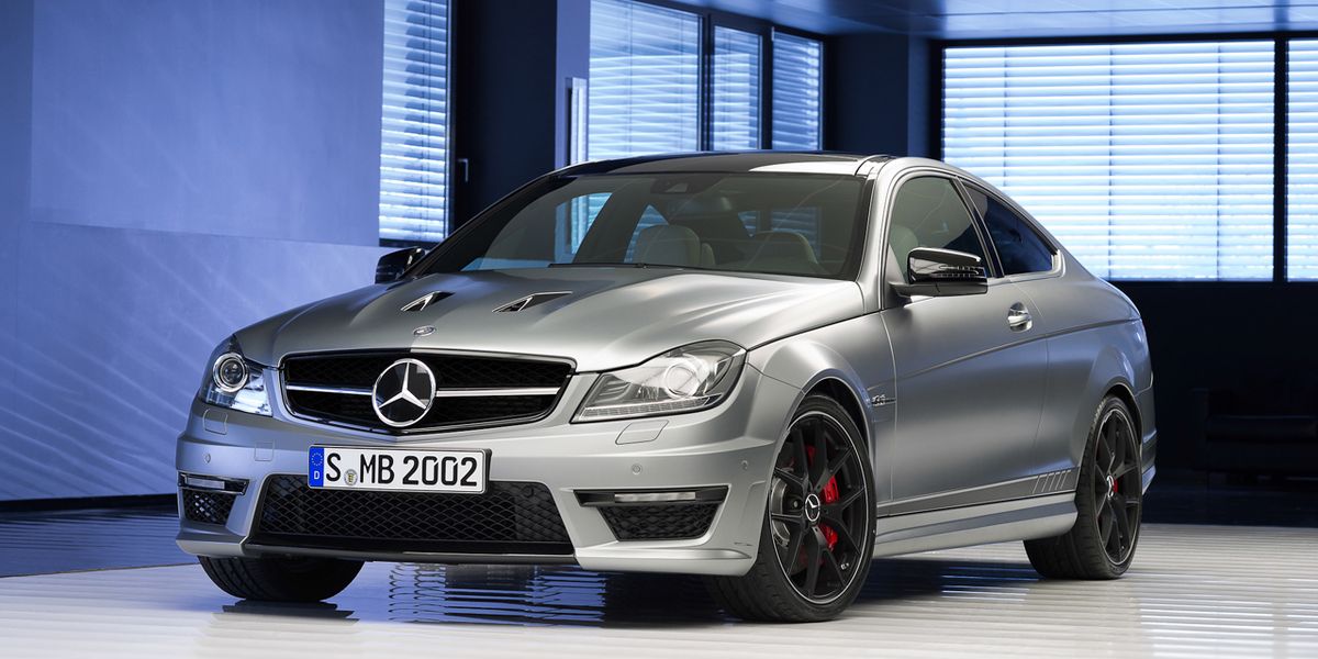 download Mercedes Benz C63 AMG able workshop manual