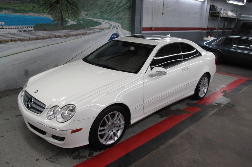 download Mercedes Benz CLK350 able workshop manual