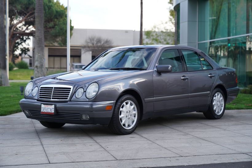 download Mercedes Benz E320 able workshop manual