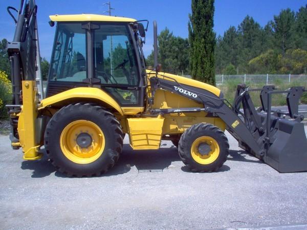 download VOLVO BL61 BACKHOE Loader able workshop manual